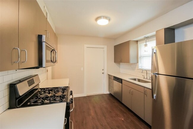 Photo - 1828 Sunrise Dr