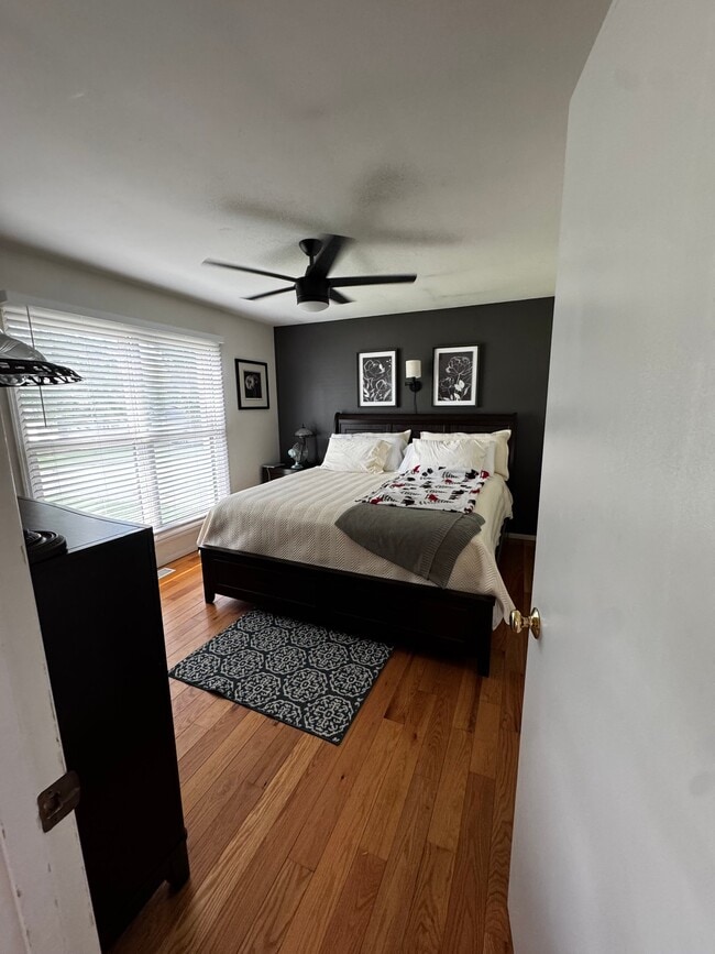 2 Mill Spring Ct