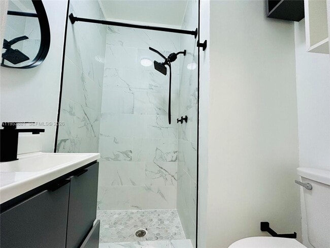 Photo - 880 SE 4th Pl Unit 1