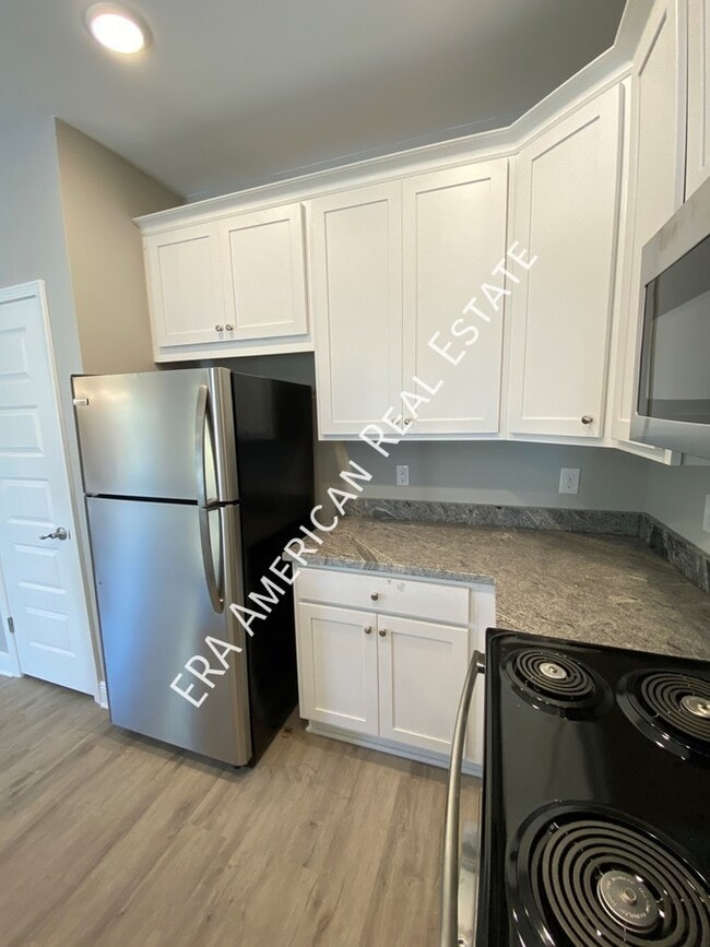 Photo - 1004 Grace Ln