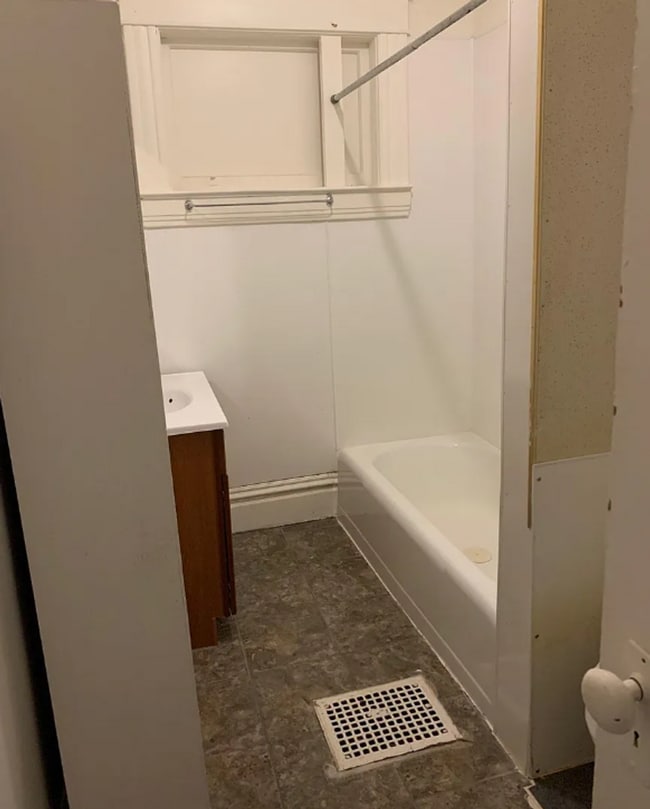 Building Photo - 1441 W Macon St Unit Apt 3