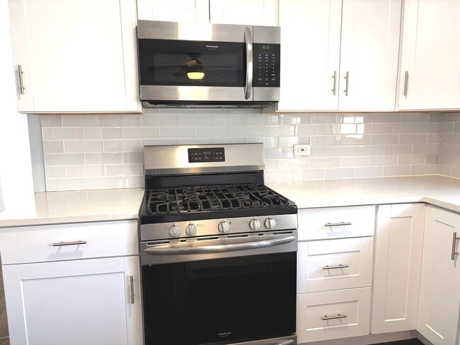 Photo - 8222 W Grand Ave Unit 3