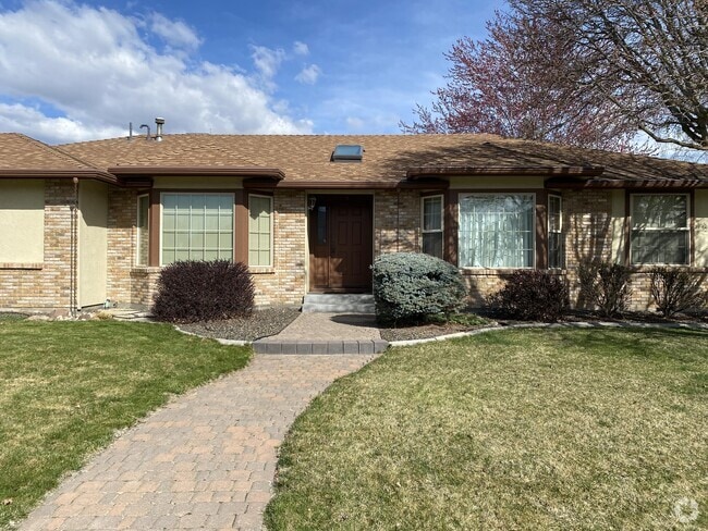 Building Photo - 9835 W Alliance Dr Rental