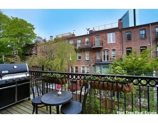 Photo - 101 Appleton St Unidad 2