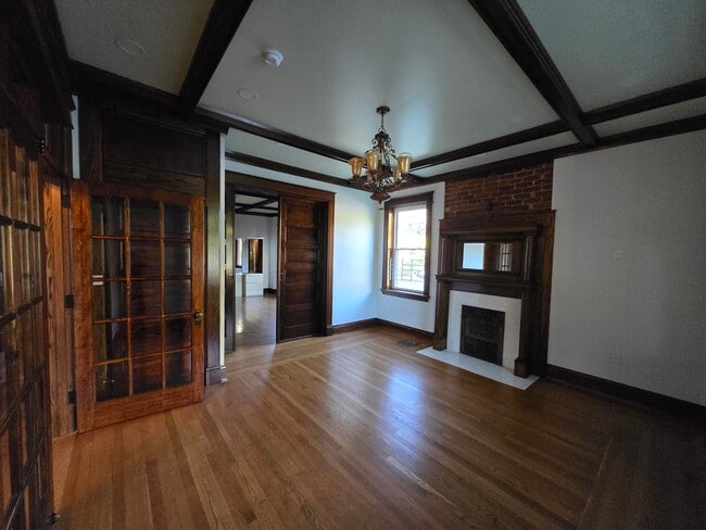 Photo - 2325 Reading Rd