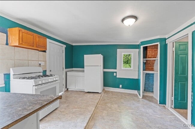 Photo - 505 Carbon St