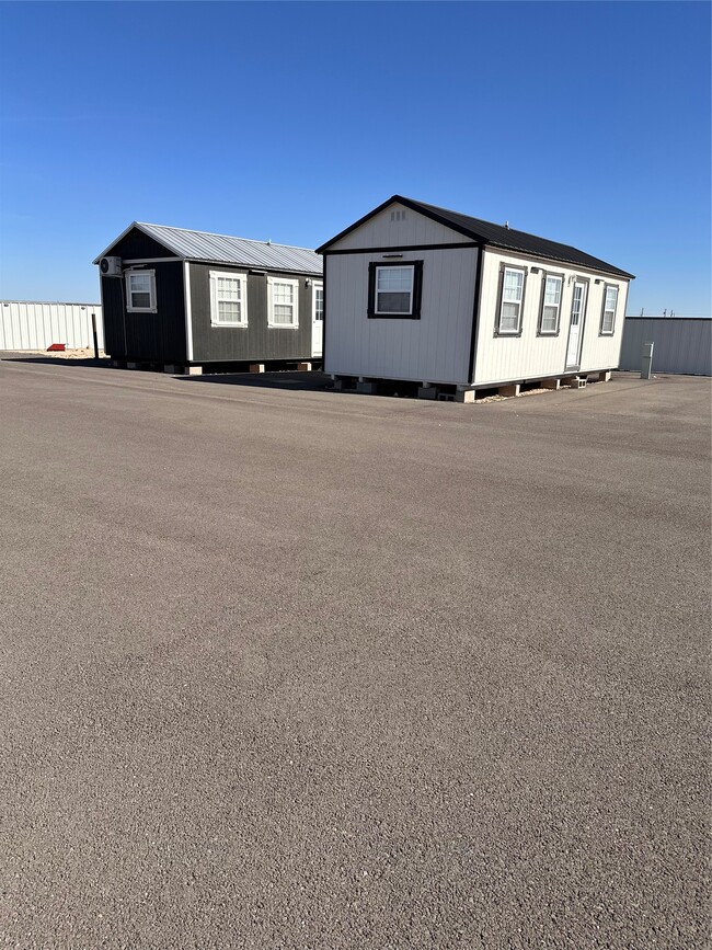 Building Photo - 3306 E County Rd 172 Unit J