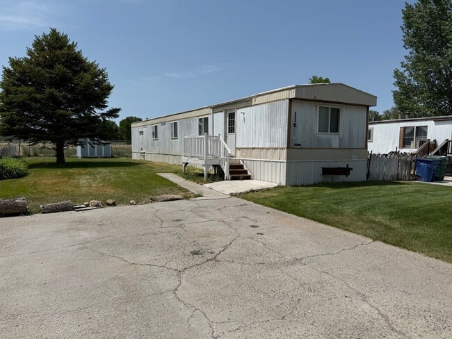 Building Photo - 3 Bed 2 Bath Fully Remodelled Mobile Home ...