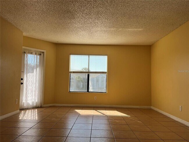 Photo - 2131 Cascades Blvd Unidad 203