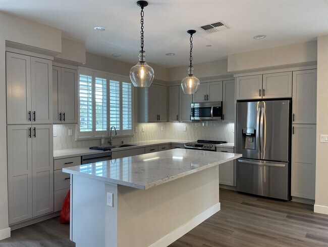 Photo - 2710 Bella Cir