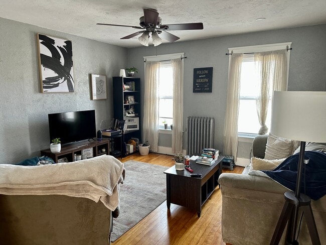 Photo - 30 Strathmore Rd Unit 3