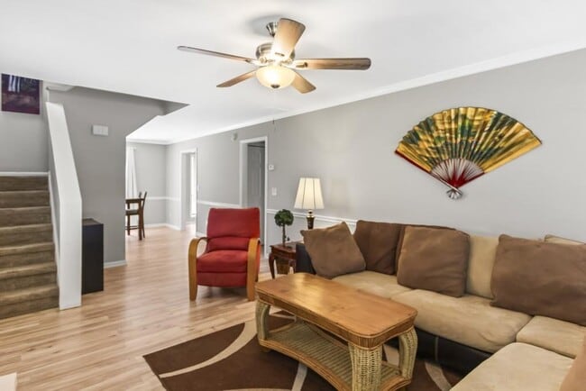 Photo - 5062 Leland Dr