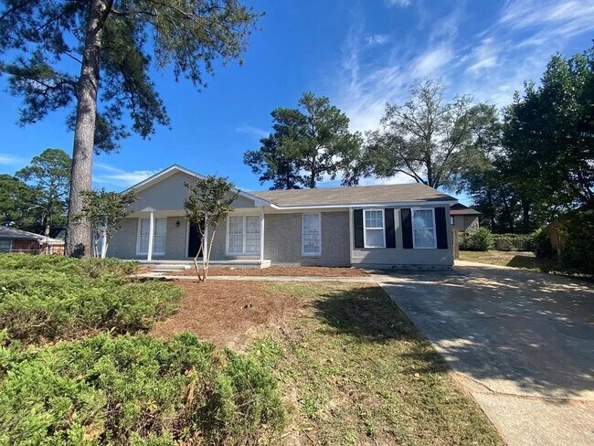 Photo - 134 Sycamore Ct