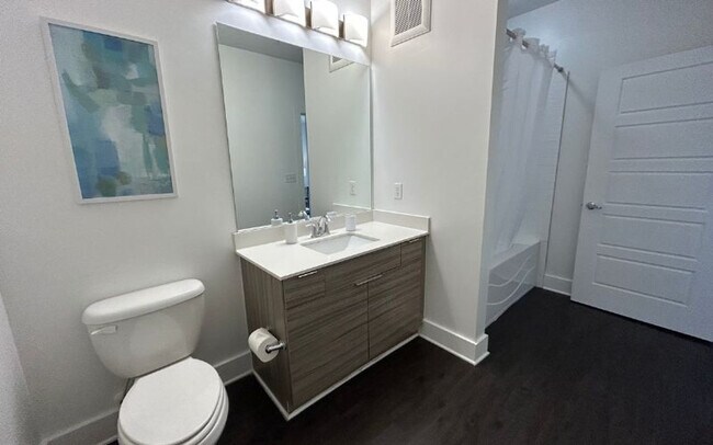 Photo - 728 Ralph McGill Blvd NE Unidad SI ID1344756P