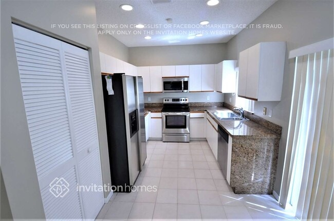 Photo - 10444 Sunstream Ln
