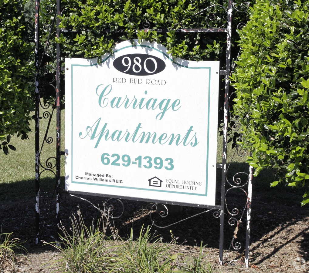 Carriage Apartments - Carriage Apartments