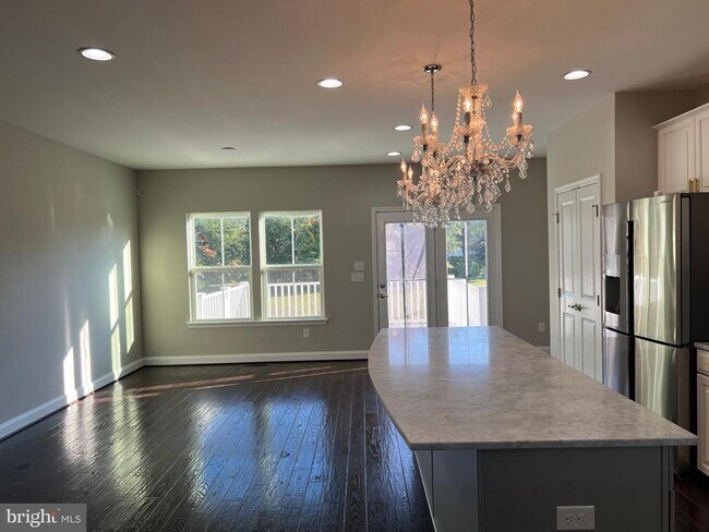 Photo - 246 Iannelli Rd