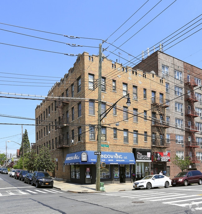 Photo - 1802 Lurting Ave
