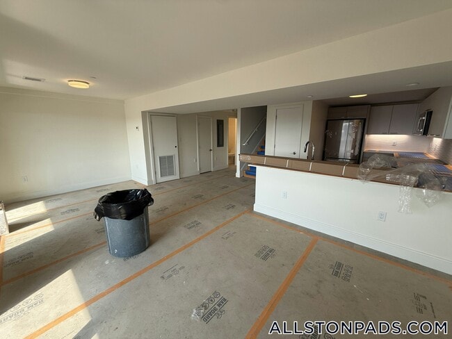 Photo - 1079 Commonwealth Ave Unidad 442
