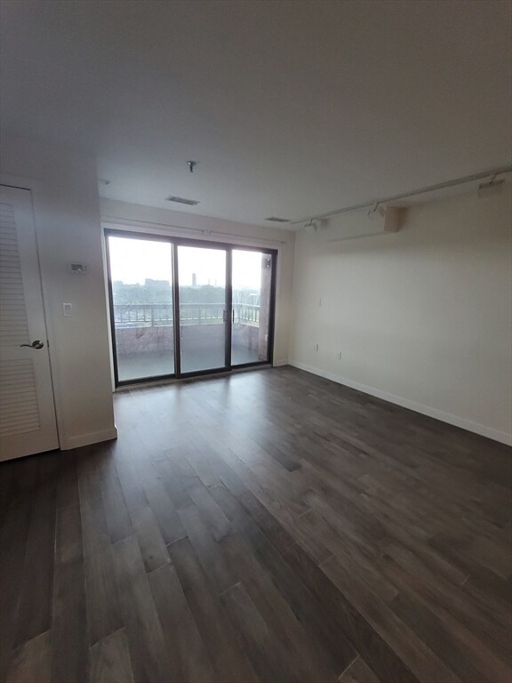 Photo - 3920 Mystic Valley Pkwy Unit 913