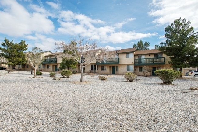 16221-16239 Apple Valley Rd
