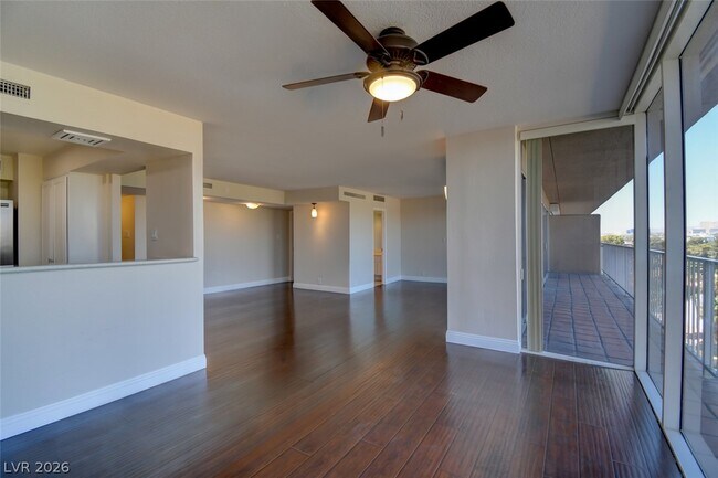 Photo - 3111 Bel Air Dr Unit 8E