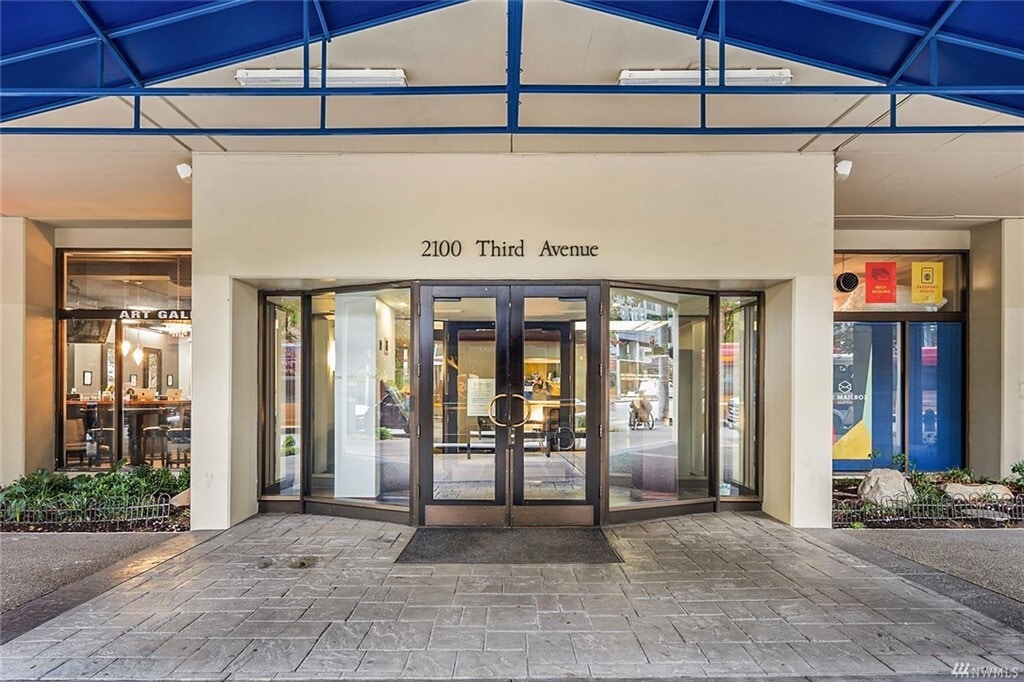 Photo - 2100 3rd Ave (Seattle, WA)