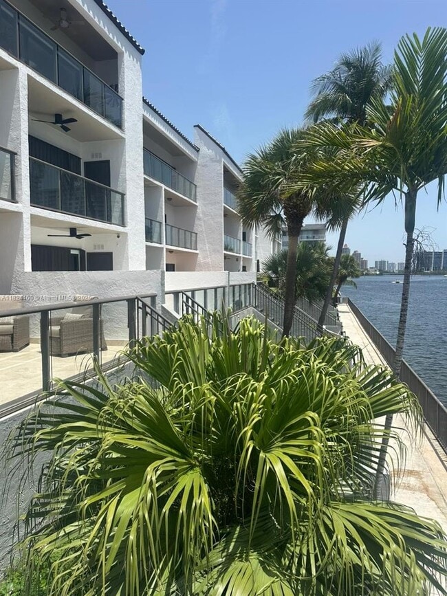 Photo - 4000 NE 168th St Unit 110A