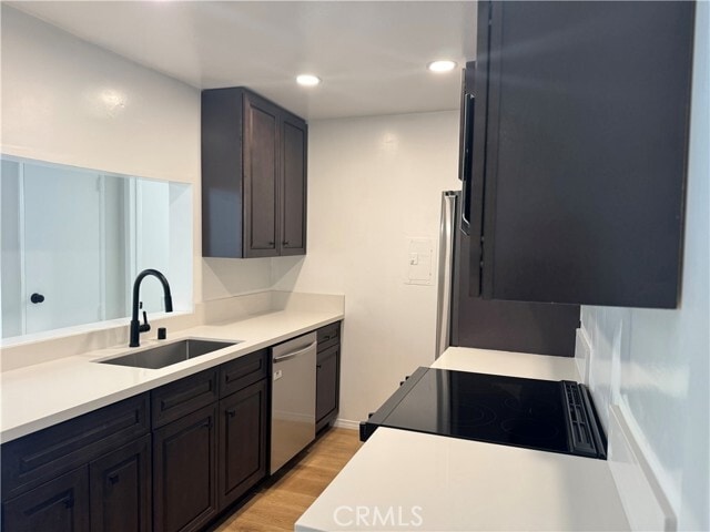 Photo - 5460 White Oak Ave Unidad C109