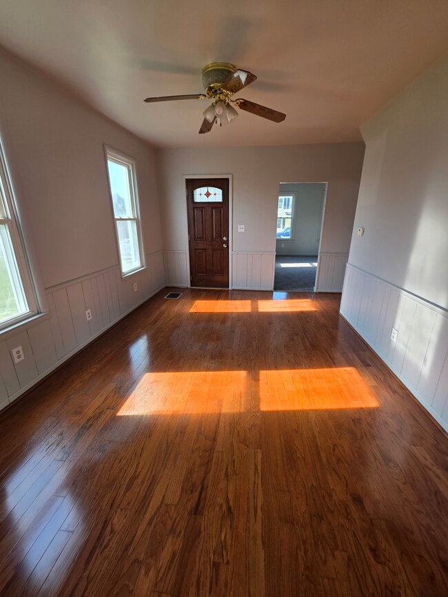 Photo - 116 Linden Ave