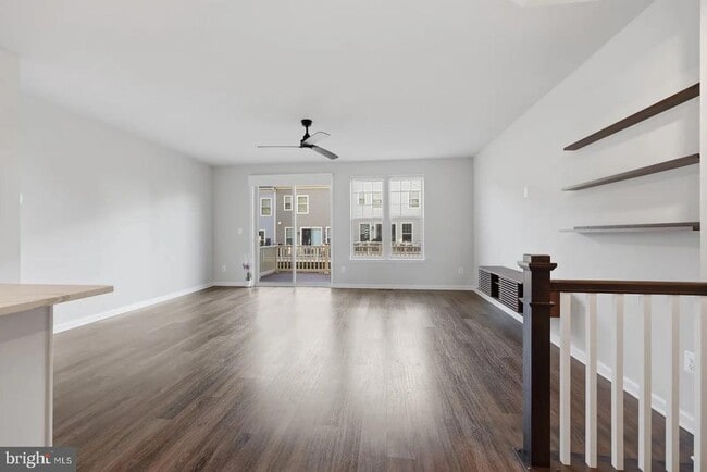 Photo - 9309 Barnes Lp