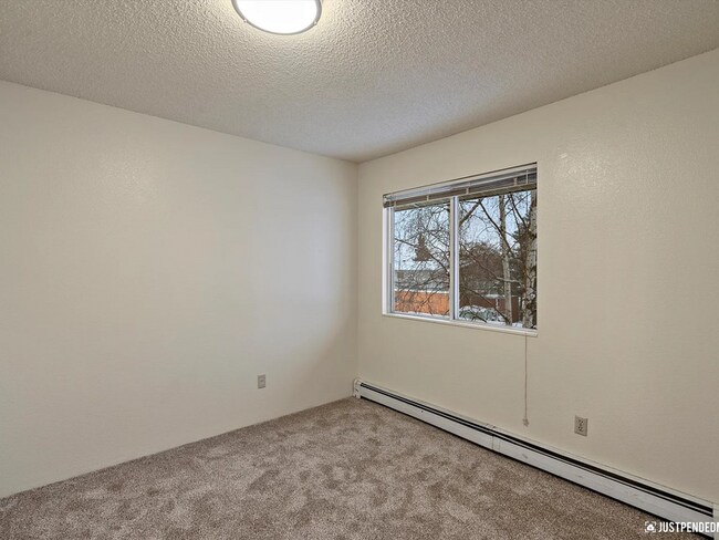 Photo - 907 W 27th Ave