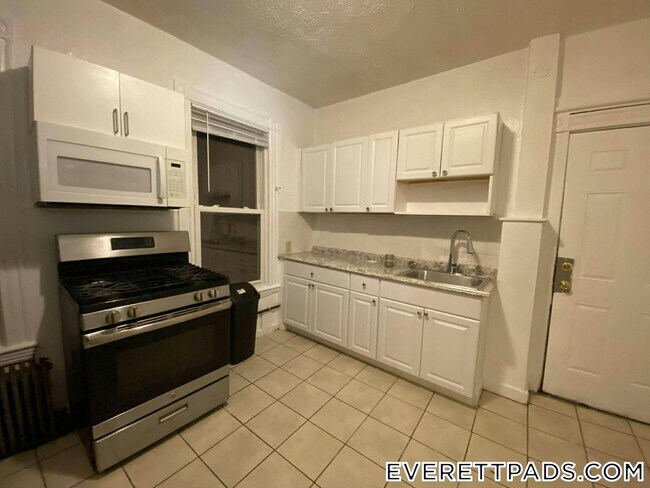 Photo - 71-73 School St. Unit 3