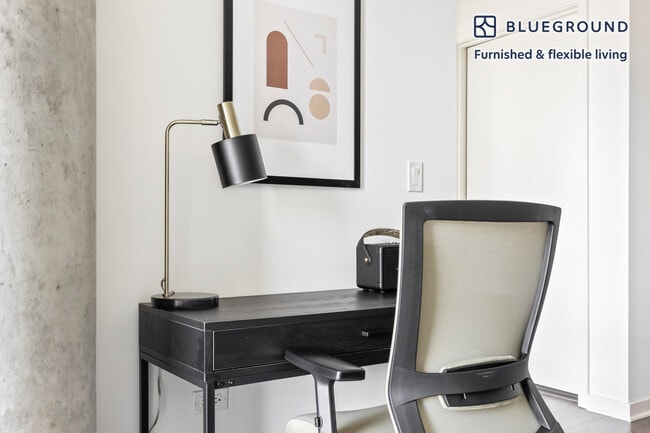 Photo - 730 W Couch Pl Unidad FL21-ID780