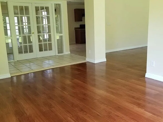 Photo - 158 SE Lucero Dr