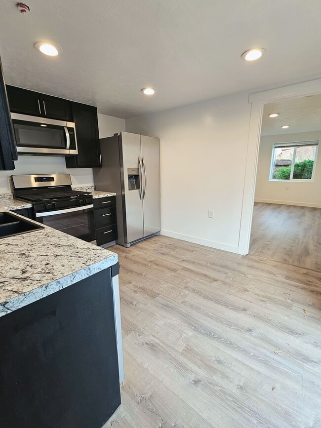 Photo - 780 N Lauritzen St