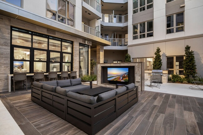 Photo - Hanover South End