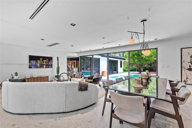 Photo - 2500 Bayview Dr