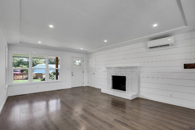 Photo - 3510 Walton Ln