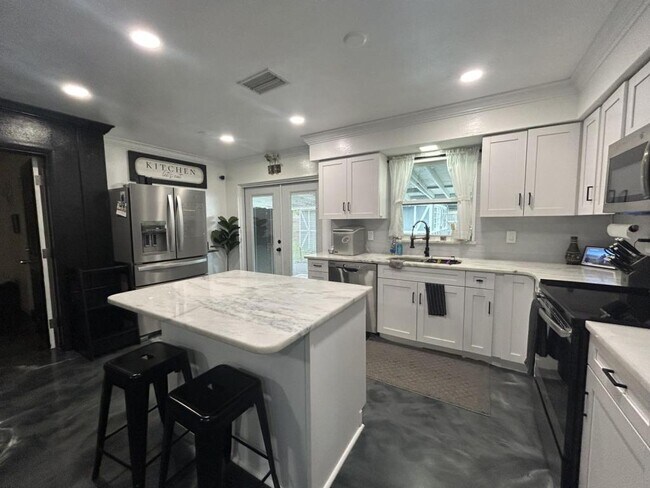 Photo - 5508 1st Ave Dr NW