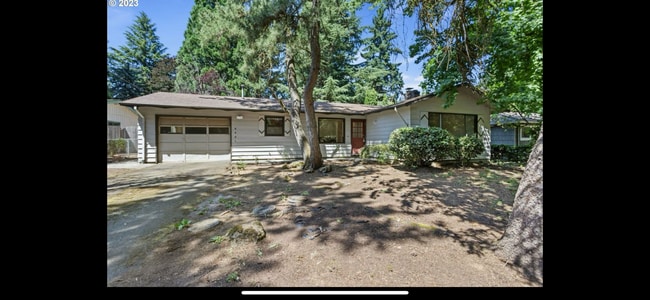 Building Photo - Updated renovations 3BD 2BA 1,050SQ FT in ... Rental