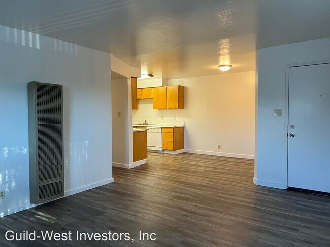 Photo - 2 br, 2 bath House - 7965 Leona Way #C