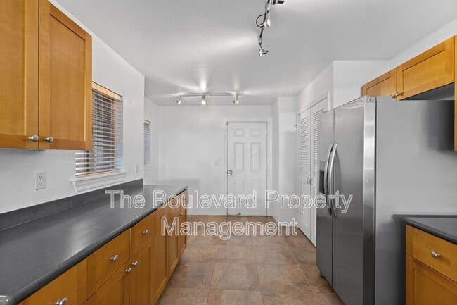 Photo - 92-7139-7139 Elele St