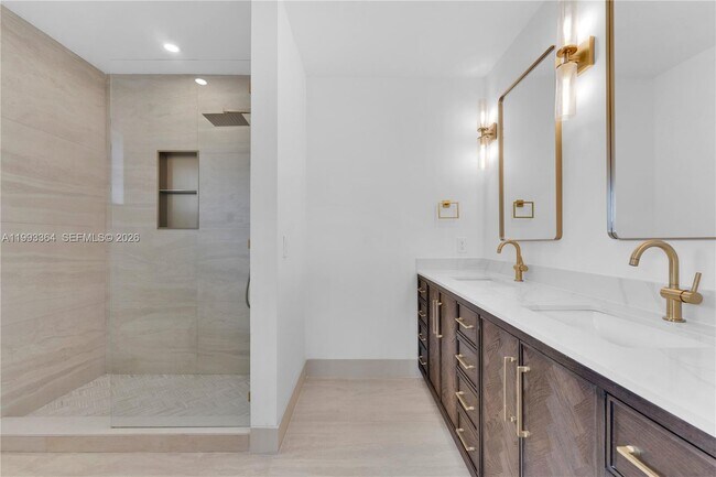 Photo - 456 SW 20th Rd