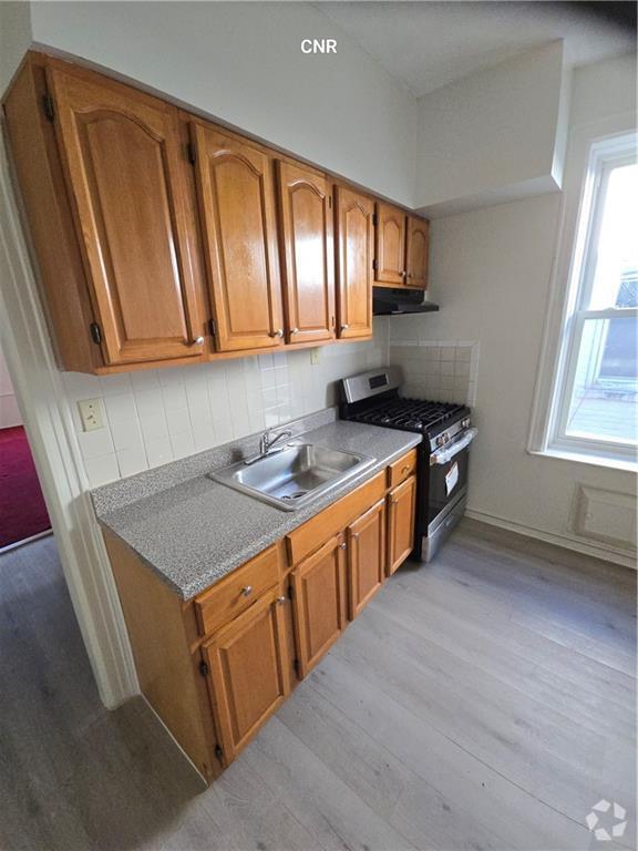 Building Photo - 252 E 46th St Unit 2R Rental