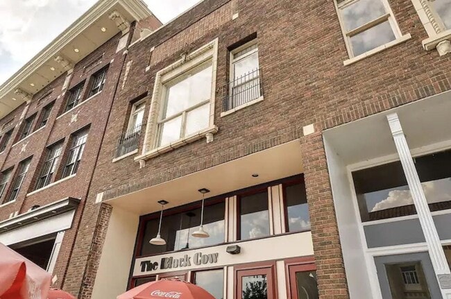 Building Photo - Green Stone Falls, LLC Unit Loft C