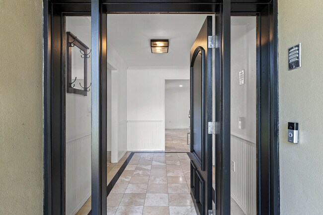 Photo - 8969 Crichton Wood Ct