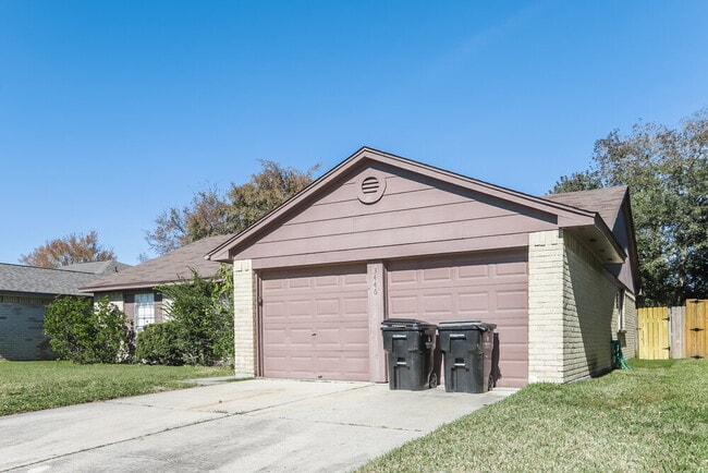 Photo - 3446 Hombly Rd