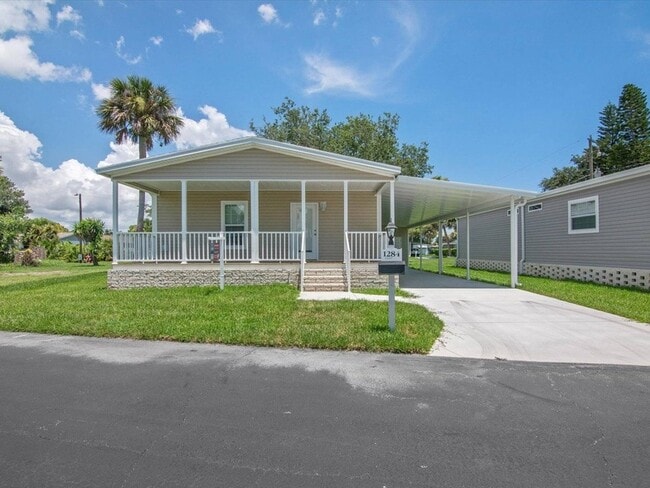 1284 Plymouth Pl