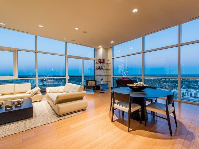 Photo - 555 E 5th St Condo Unit 2901